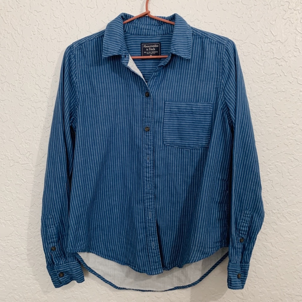 abercrombie & fitch striped button down blouse